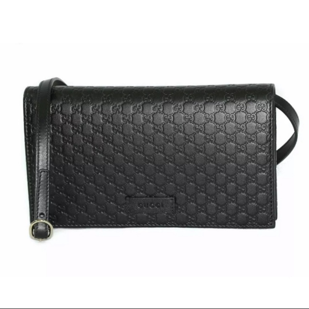 Gucci monogram bag